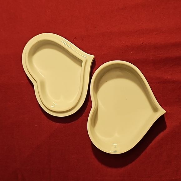 VintageTrinket box. - Picture 2 of 4